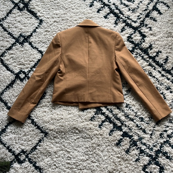 Express Cropped Blazer - Picture 4 of 4